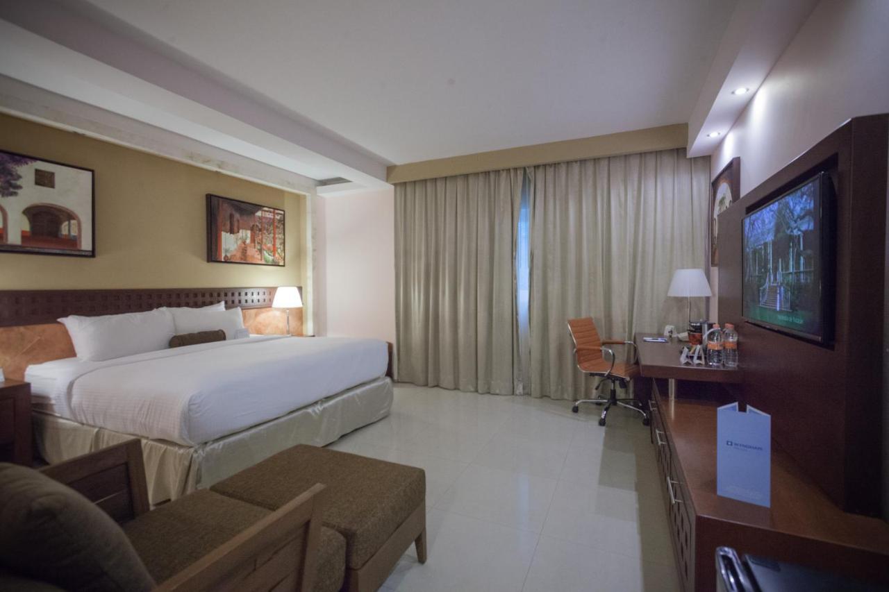 Wyndham Merida Mérida Exterior foto